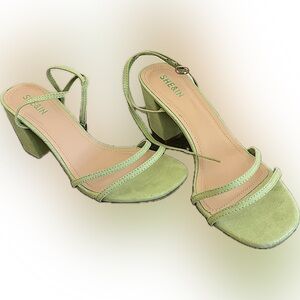 New Strap Pumps Sandals